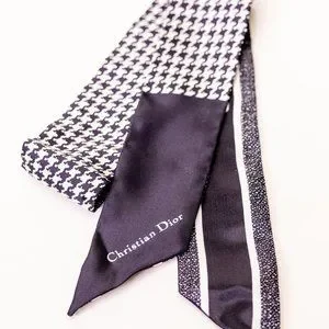 100% AUTHENTIC silk scarf tie houndstooth pink white NEW roundbox Christian Dior Christian Dior scarf large size silk cleaned pink  main image 2